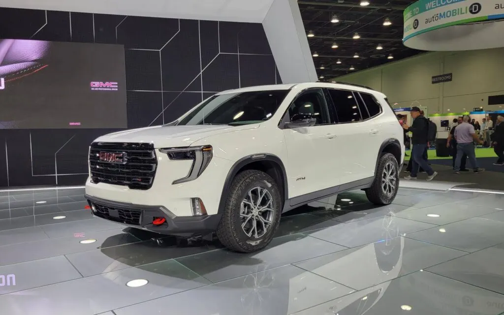 2024 GMC Acadia: Bigger Body, Same Engine