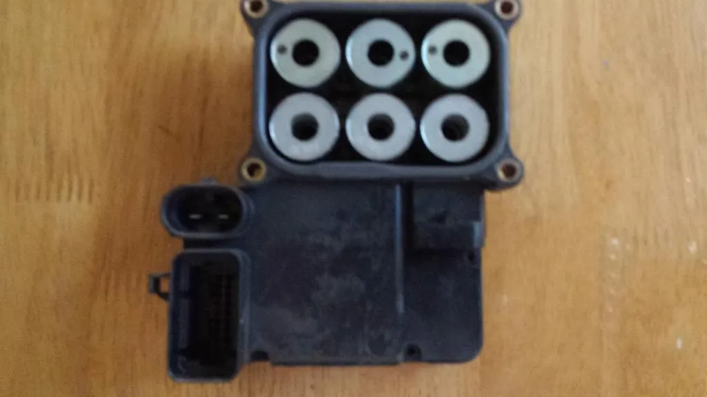 Electronic Brake Control Module 2003 GMC Yukon