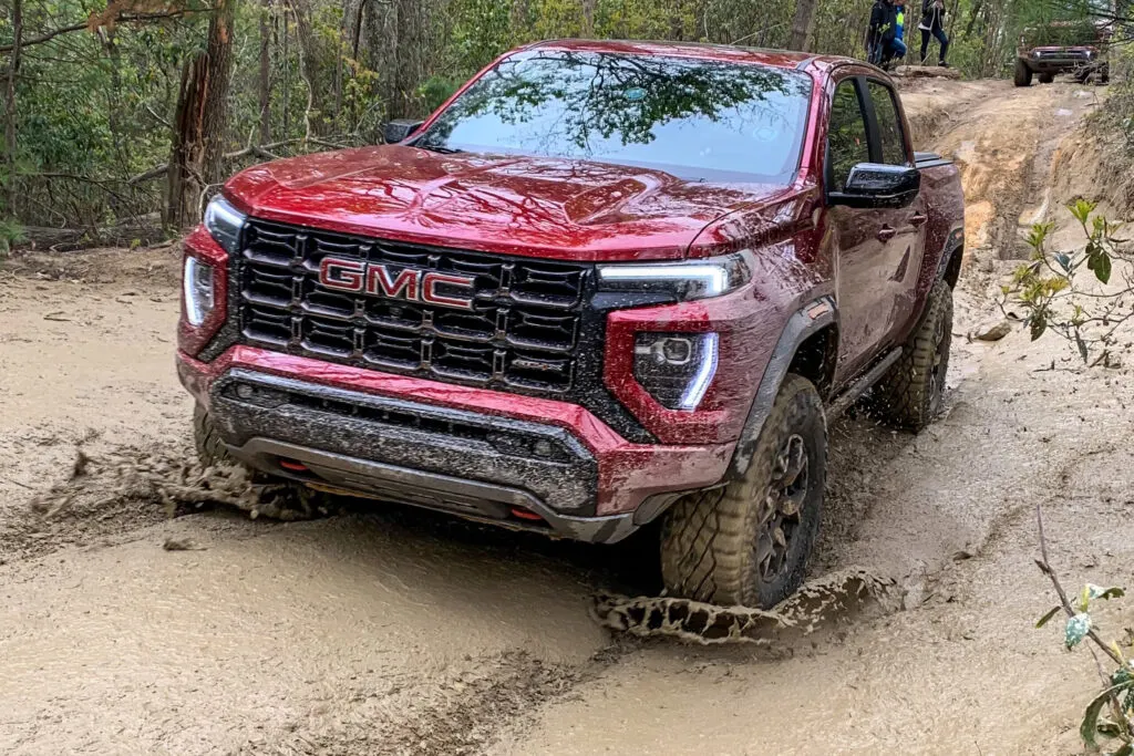 GMC Canyon AT4X Makes Its Middle Eastern Debut