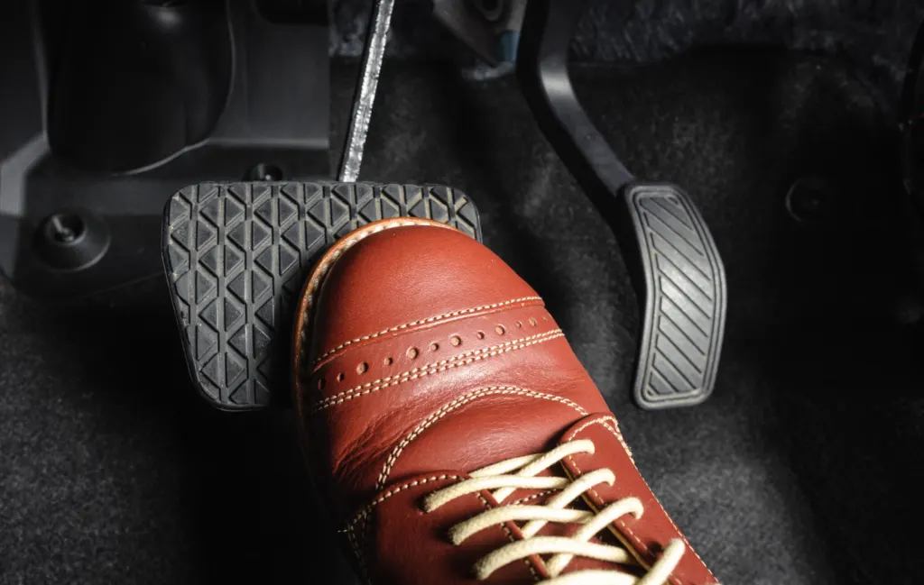 10 Signs It's Time to Replace Your GMC Sierra Brakes