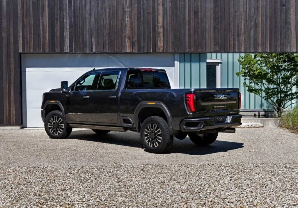 2025 GMC Sierra 2500HD: Release Date, Specs, Pricing